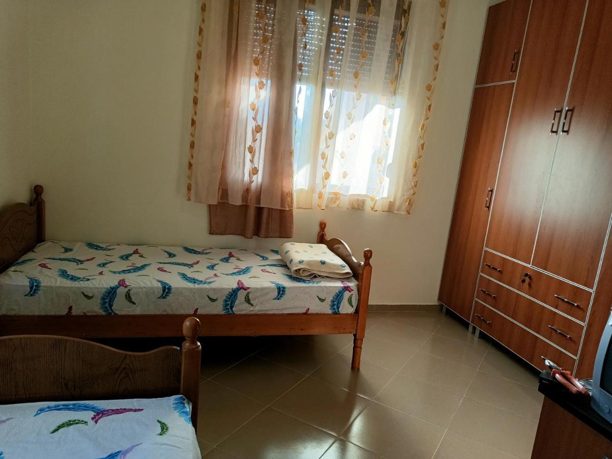 Guest House Fetie Берат Екстер'єр фото